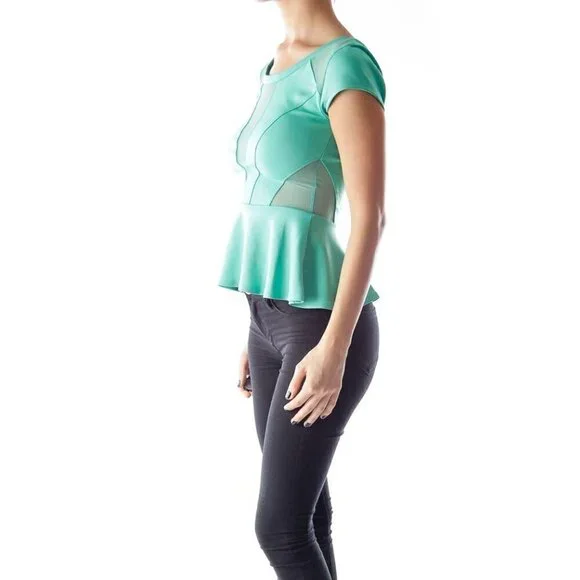 GUESS Green Cut Out Peplum Top - Picture 3 of 3